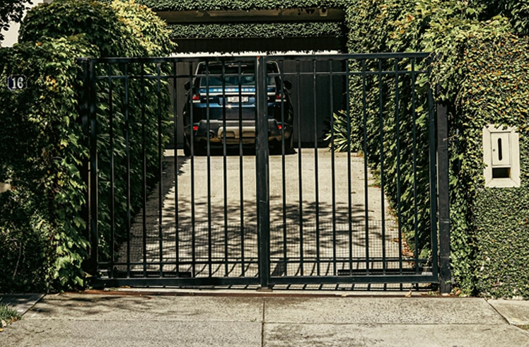 Opollo gate showcasing a modern aesthetic with clean lines and a contemporary finish